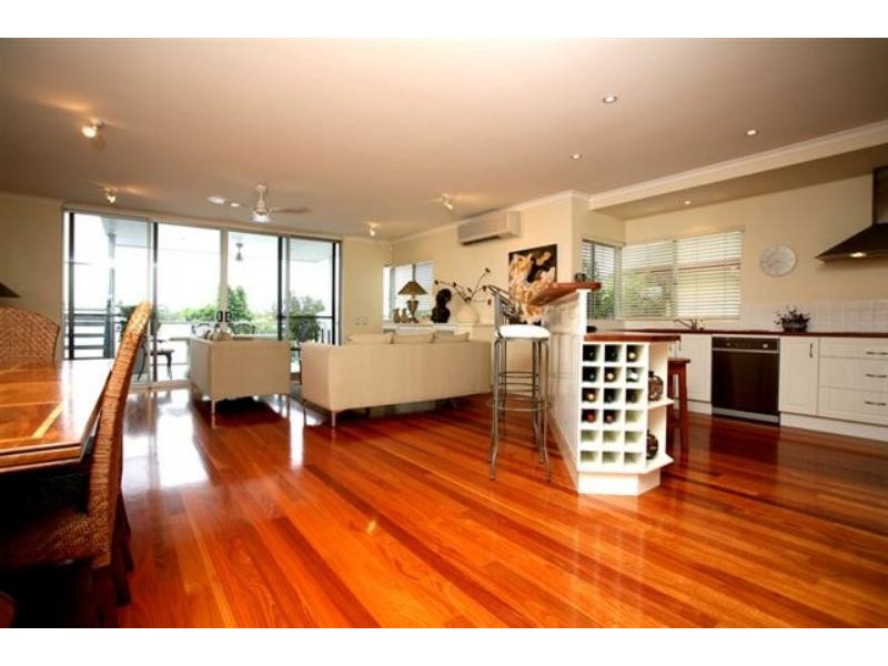 2/12 Blakesley  St, Tewantin QLD 4565