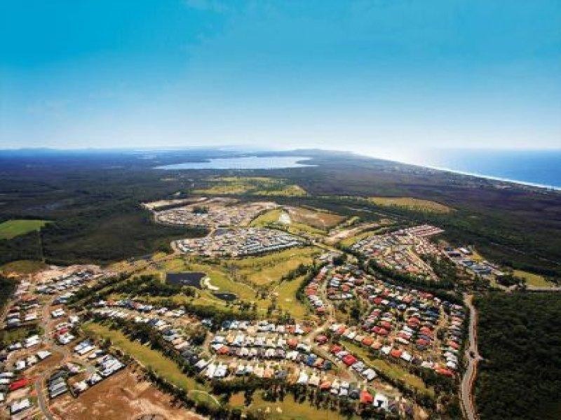 12 Glen Abby Ave, Peregian Springs QLD 4573