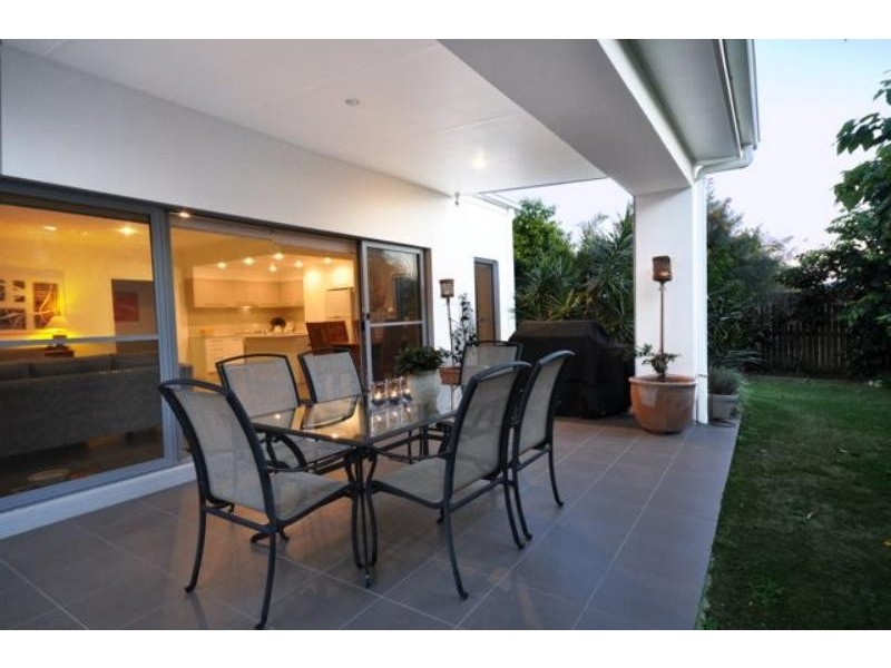 142 The Ave, Peregian Springs QLD 4573