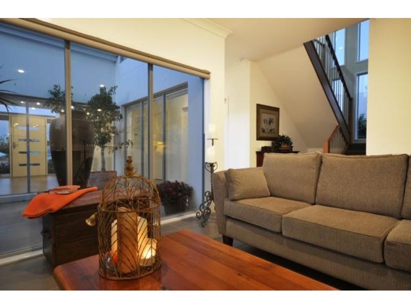 142 The Ave, Peregian Springs QLD 4573