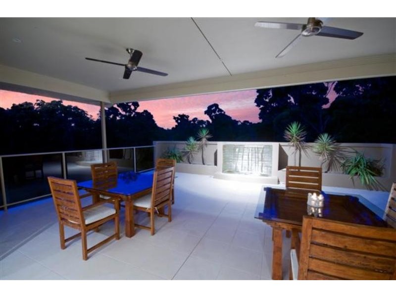 8 Sunrise  Rd, Tinbeerwah QLD 4563