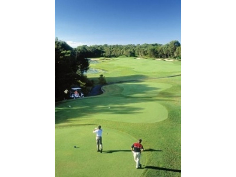 10 Grandview Dr, Coolum Beach QLD 4573