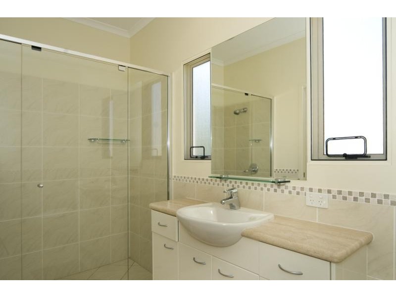 1/49 Bluefin Ct, Noosaville QLD 4566