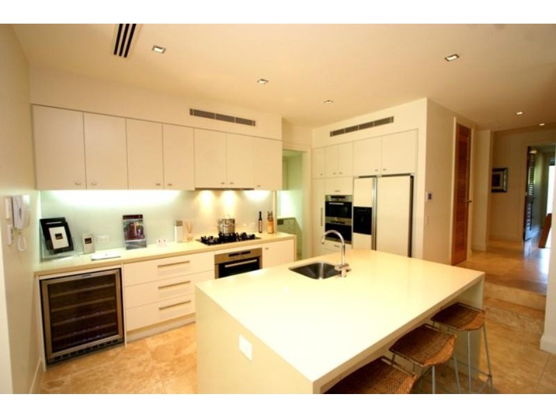 5/8 Serenity Cl, Noosa Heads QLD 4567