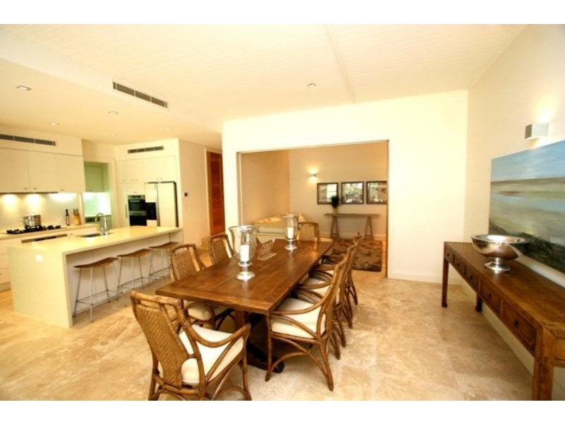 5/8 Serenity Cl, Noosa Heads QLD 4567