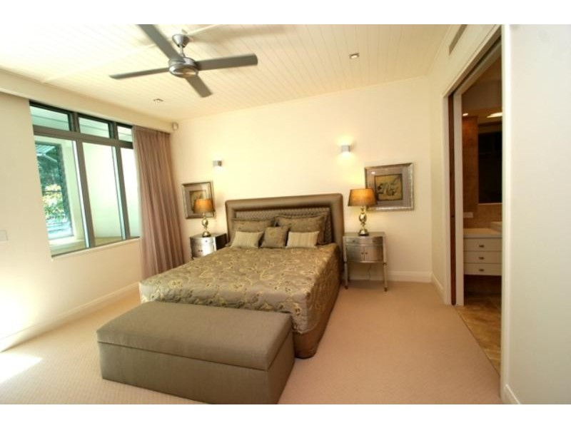 5/8 Serenity Cl, Noosa Heads QLD 4567