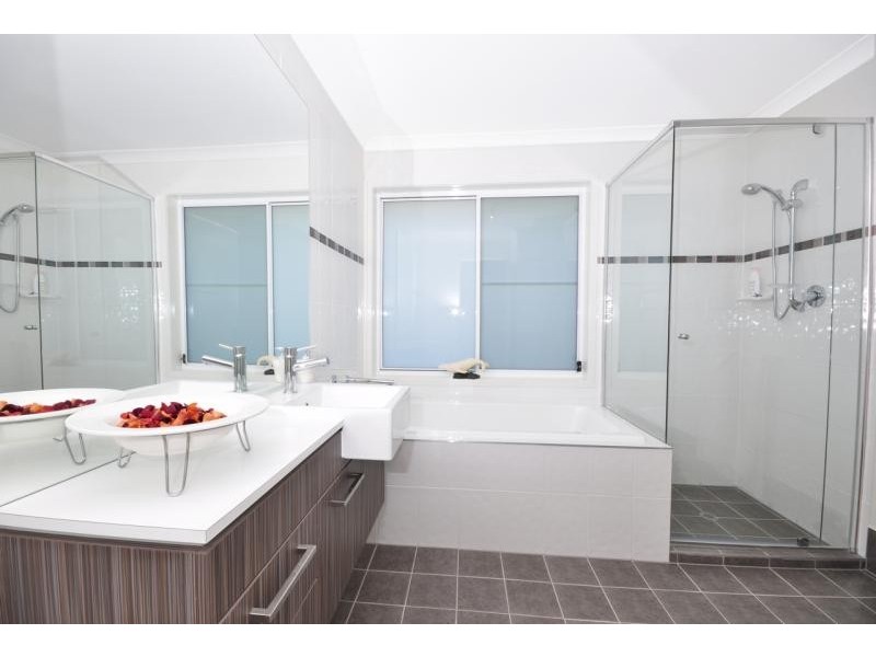 30 Sandhurst Cres, Peregian Springs QLD 4573