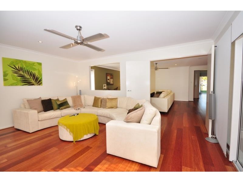 30 Sandhurst Cres, Peregian Springs QLD 4573