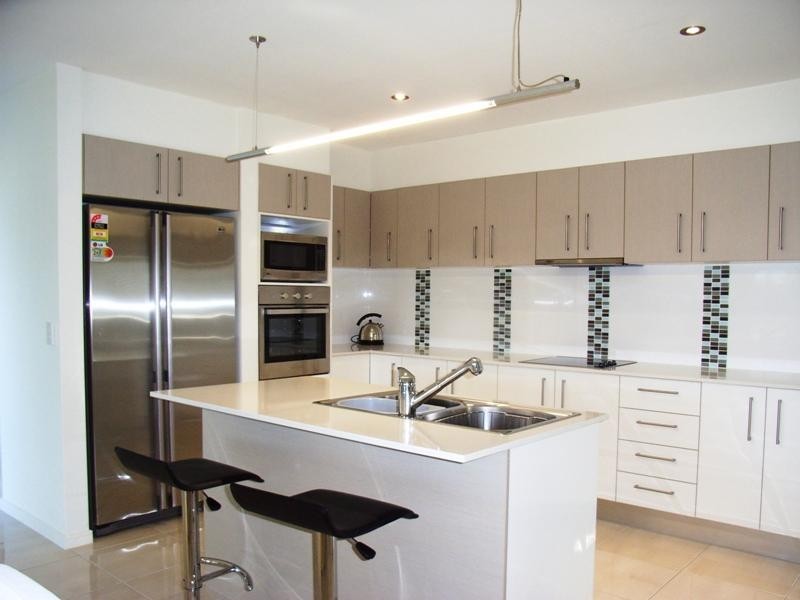 4 Shire Dr, Noosaville QLD 4566