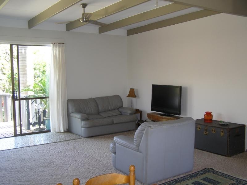 16 Pringle Cres, Tewantin QLD 4565