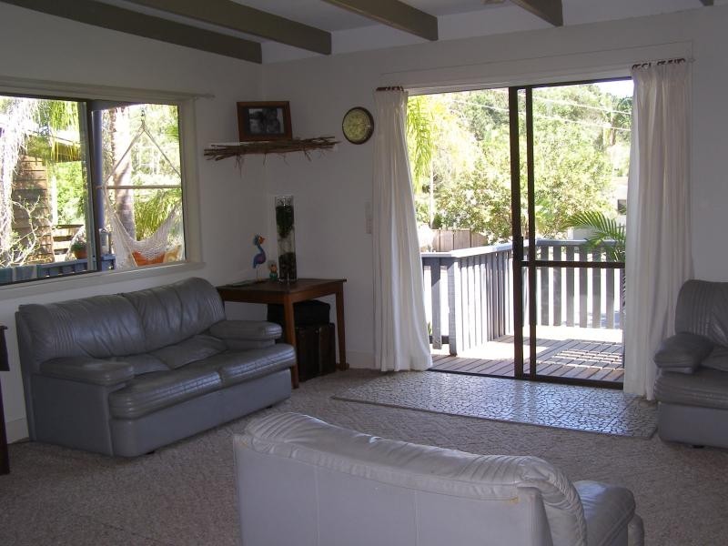 16 Pringle Cres, Tewantin QLD 4565