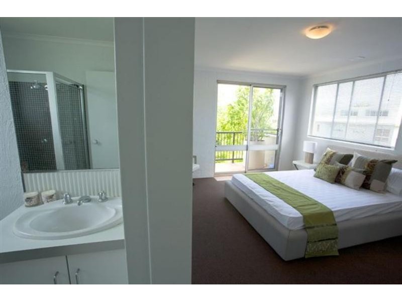 9/278 Weyba Rd, Noosaville QLD 4566