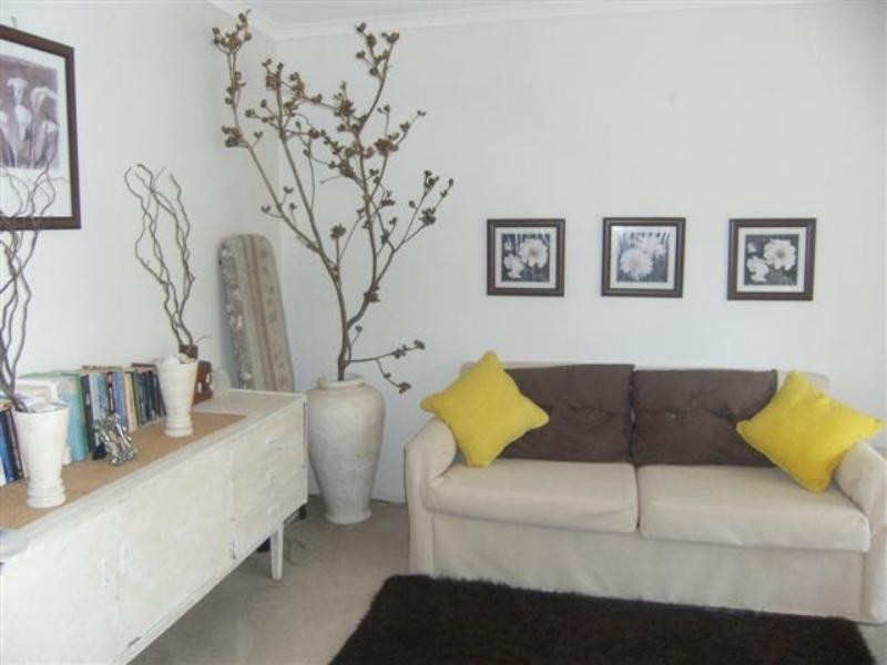 2/68 Southern Cross Pde, Sunrise Beach QLD 4567