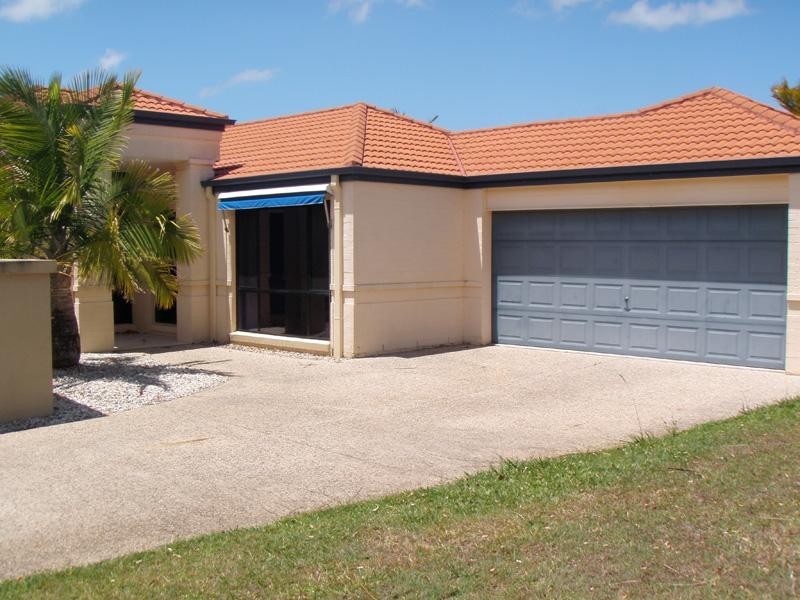 1 Spindrift Ave, Noosaville QLD 4566