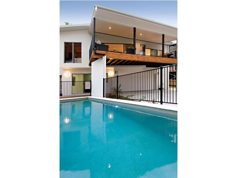 8 Berry Ct, Mount Coolum QLD 4573