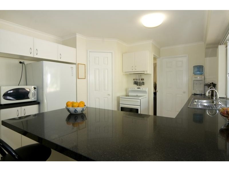 6 Orcades St, Sunrise Beach QLD 4567