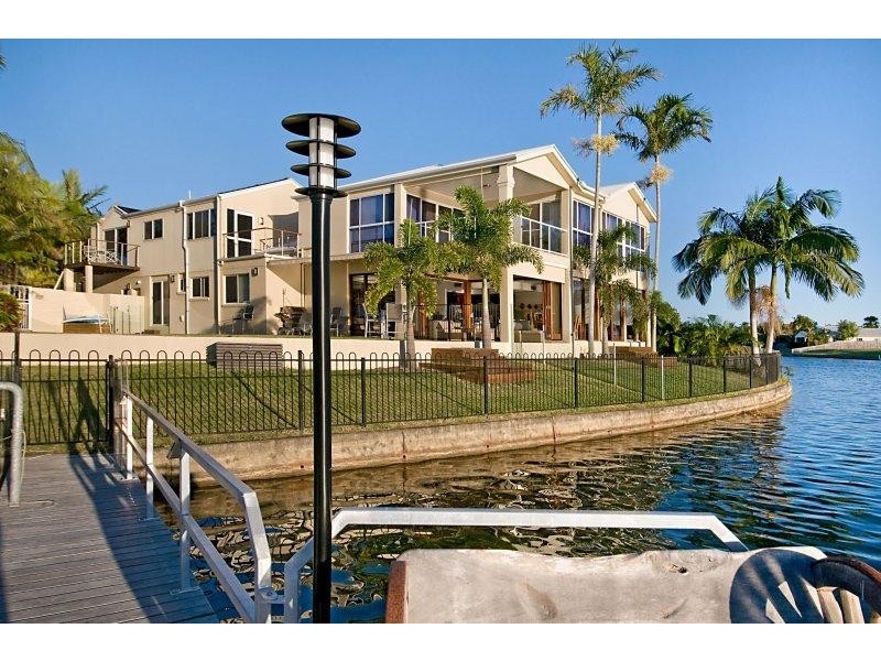 21 Topsails Pl, Noosa Waters QLD 4566