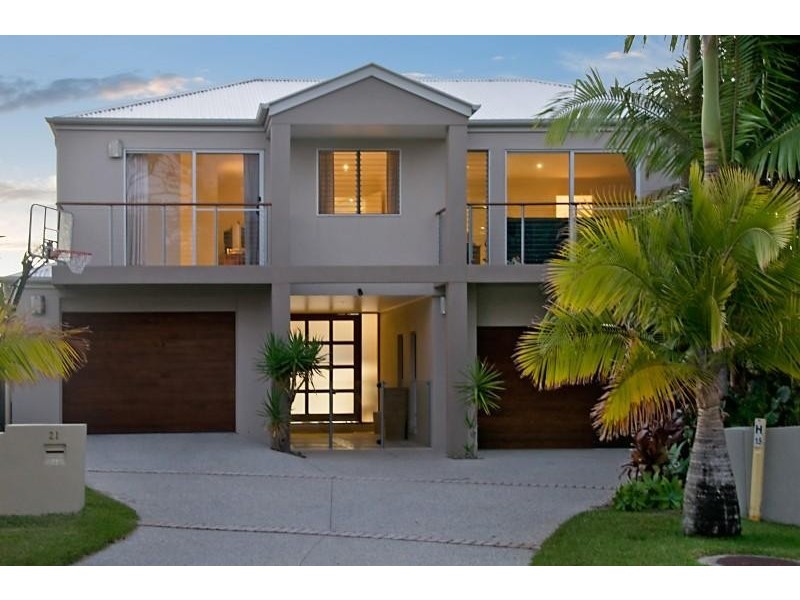 21 Topsails Pl, Noosa Waters QLD 4566