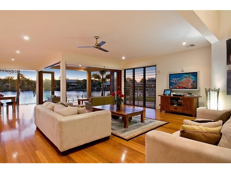 21 Topsails Pl, Noosa Waters QLD 4566