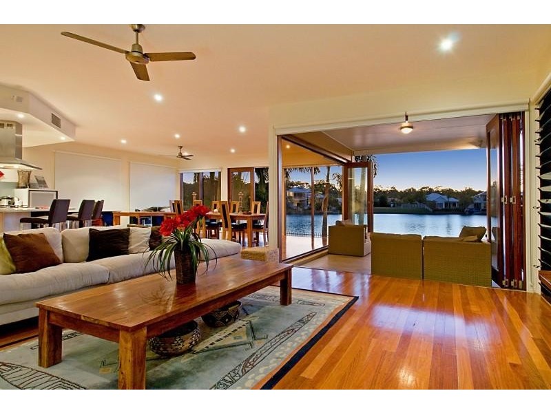 21 Topsails Pl, Noosa Waters QLD 4566