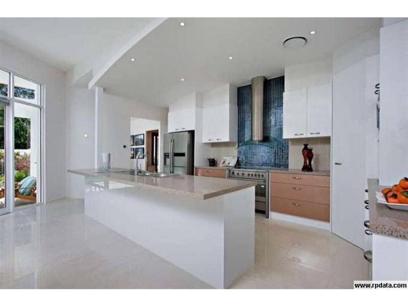 1 Jacksonia Pl, Noosaville QLD 4566