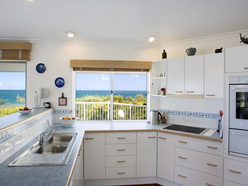 Castaways Beach QLD 4567