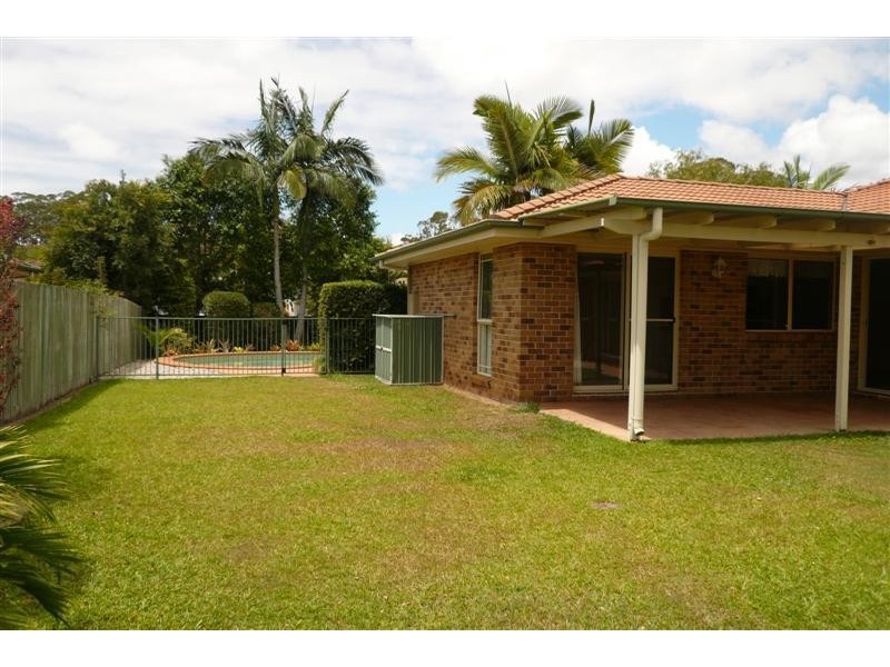 6 Lindrick Ct, Tewantin QLD 4565