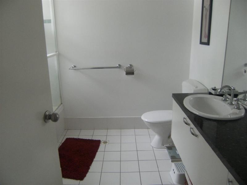 33/12 Robert St, Noosaville QLD 4566