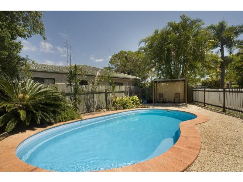 7 Sherwood Ct, Coolum Beach QLD 4573