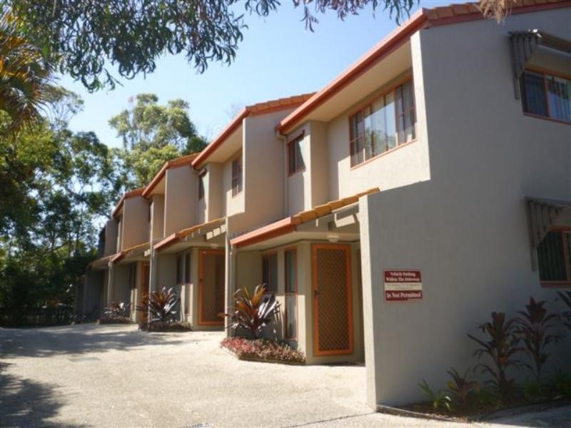 2/13 Spinnaker Dr, Mount Coolum QLD 4573