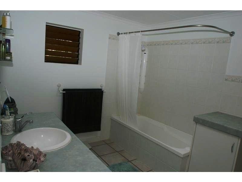 25 Morning Glory Dr, Cooroibah QLD 4565