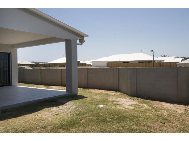 18 Waterville Way, Peregian Springs QLD 4573