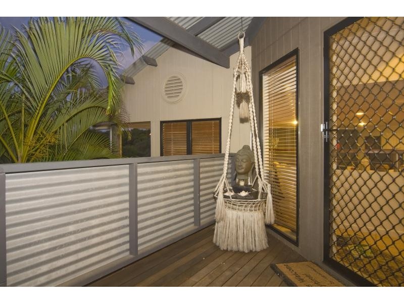 8 Freedom Pl, Sunrise Beach QLD 4567