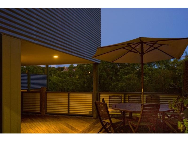 8 Freedom Pl, Sunrise Beach QLD 4567