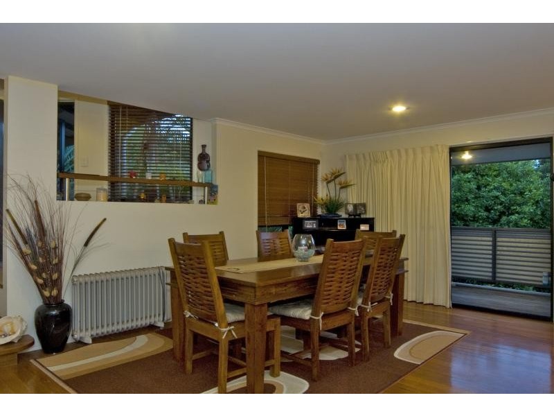 8 Freedom Pl, Sunrise Beach QLD 4567