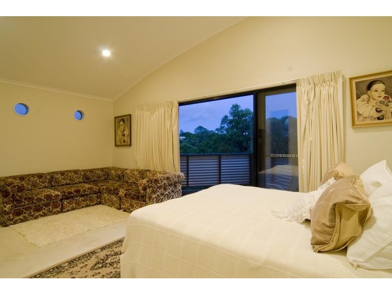 8 Freedom Pl, Sunrise Beach QLD 4567