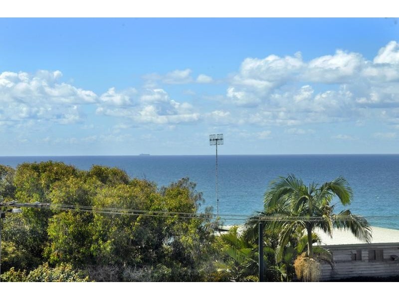 2/49 Tingira Cres, Sunrise Beach QLD 4567