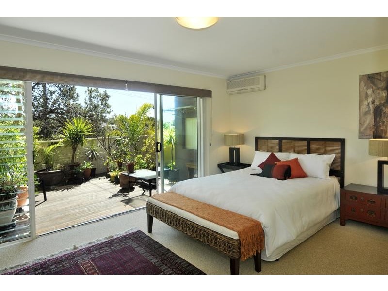 2/49 Tingira Cres, Sunrise Beach QLD 4567