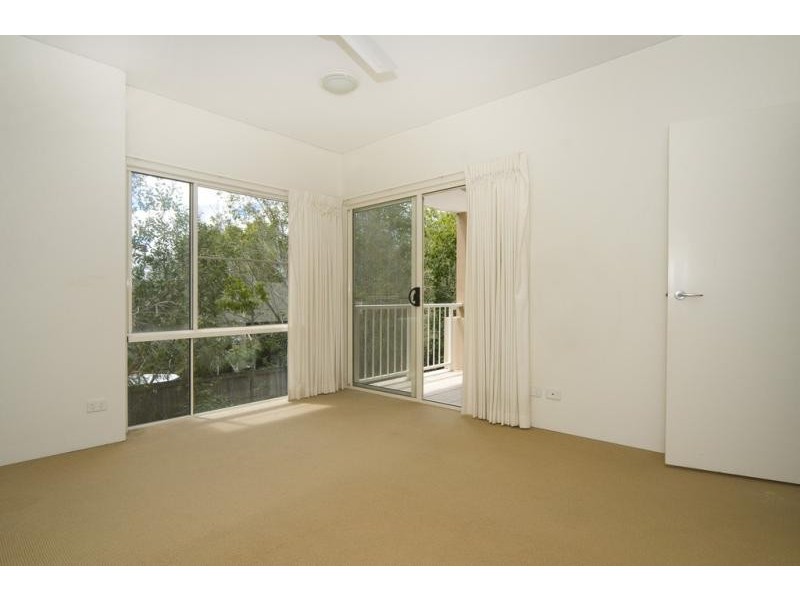 2/47 Bluefin  Ct, Noosa Waters QLD 4566