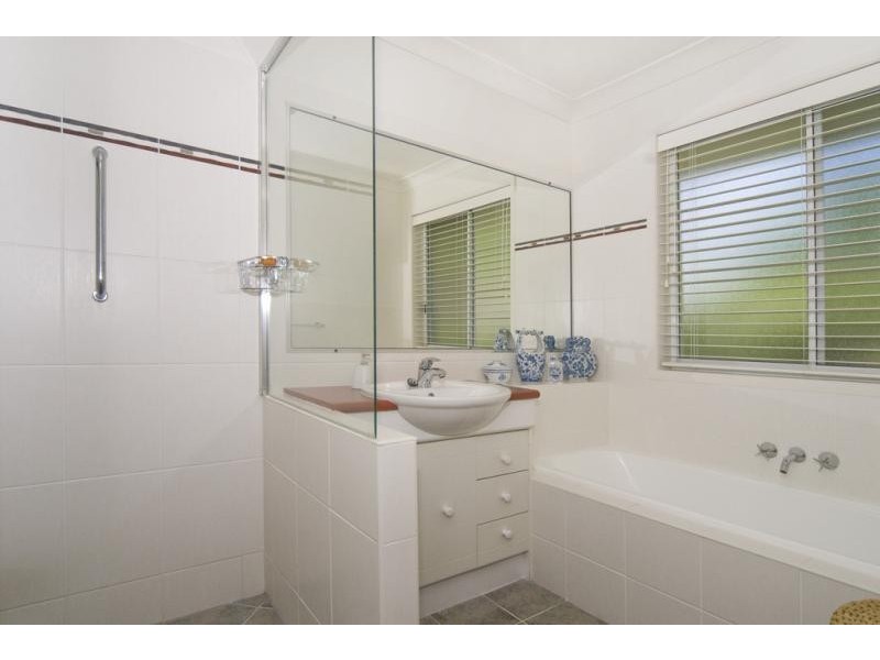 4 Warana St, Noosa Heads QLD 4567