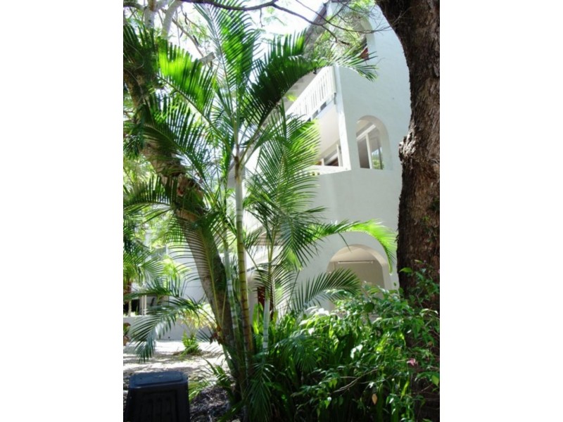 1/10 Edgar Bennett Ave, Noosa Heads QLD 4567