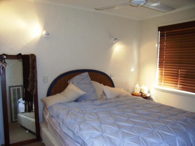 1/10 Edgar Bennett Ave, Noosa Heads QLD 4567