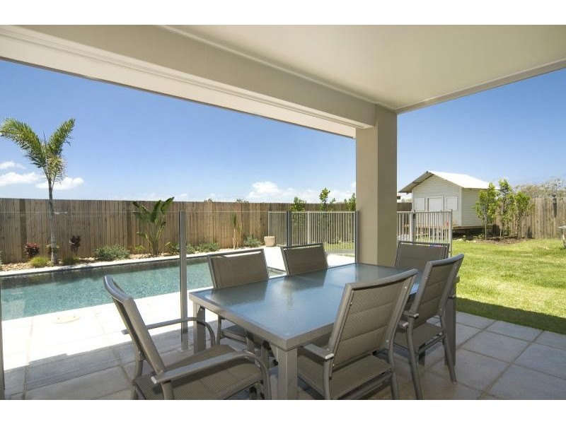 16 Doral Dr, Peregian Springs QLD 4573