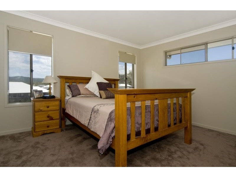 16 Doral Dr, Peregian Springs QLD 4573