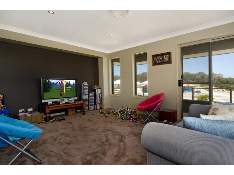 16 Doral Dr, Peregian Springs QLD 4573