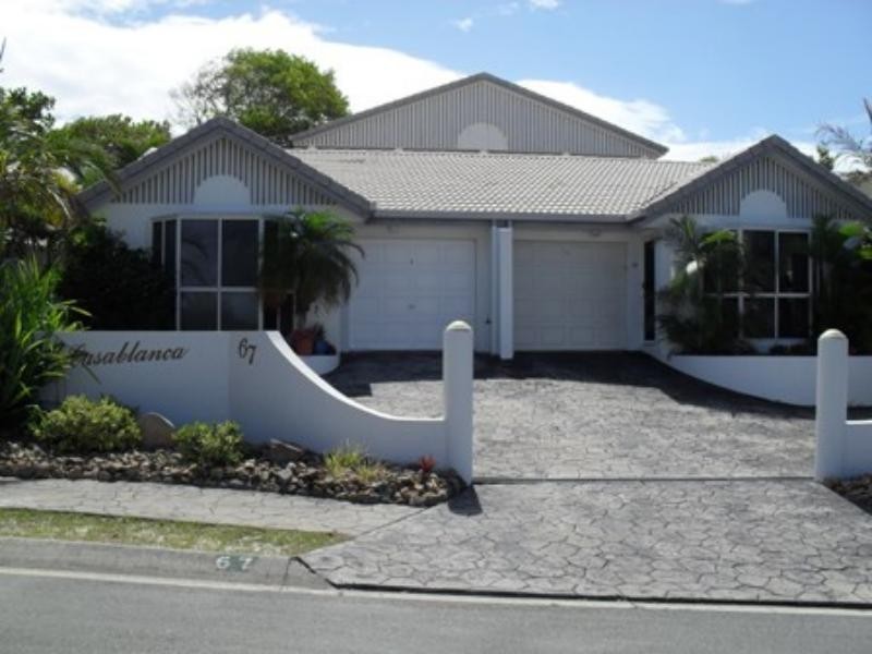 1/67 Southern Cross  Pde, Sunrise Beach QLD 4567