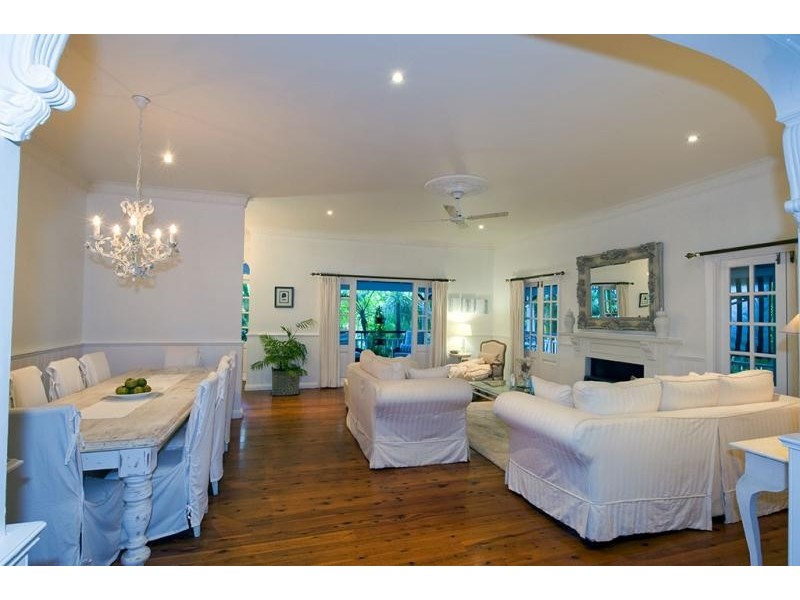 37 Kimbah Ct, Cooroibah QLD 4565