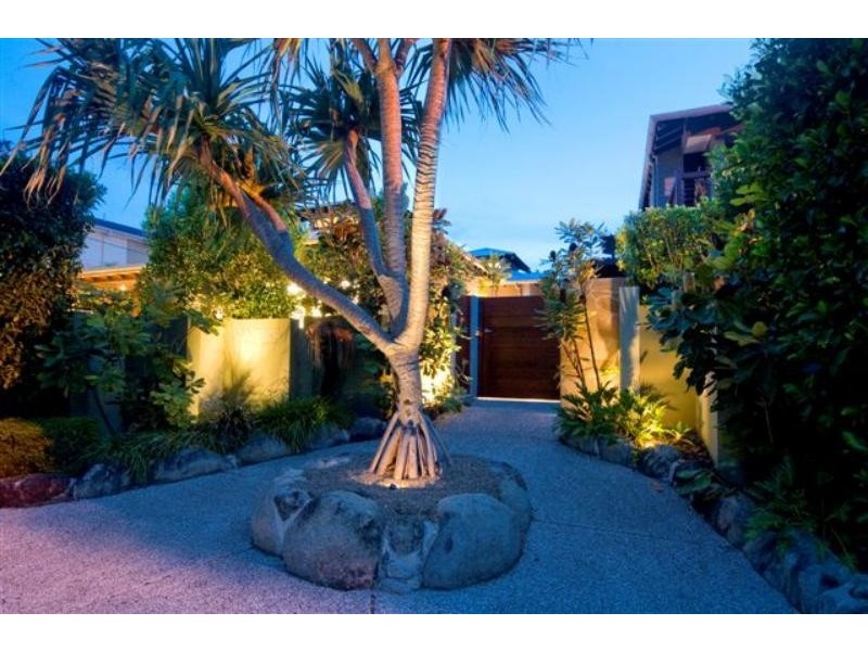 1/12 Elizabeth  St, Noosaville QLD 4566