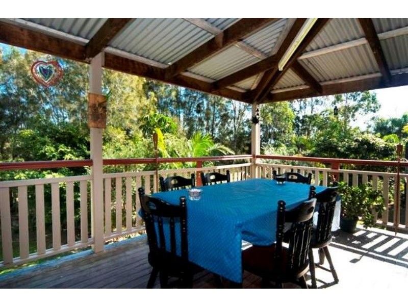 18 Val Cres, Noosaville QLD 4566