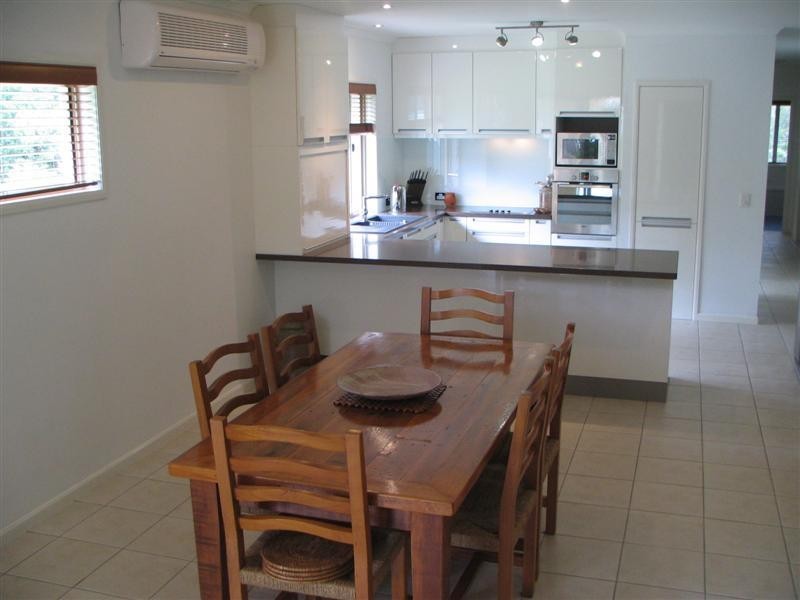13 Crab Apple Ct, Cooroy QLD 4563